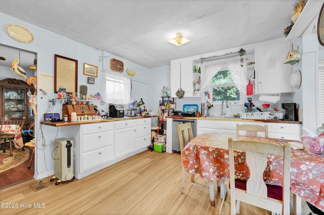 107 Long Leaf Drive, Wilmington, NC 28401