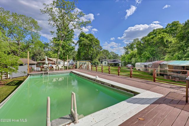 107 Long Leaf Drive, Wilmington, NC 28401
