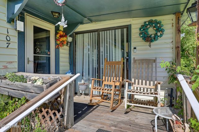 107 Long Leaf Drive, Wilmington, NC 28401