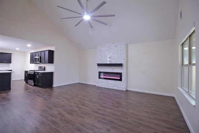 5612 Rainflower Terrace Lane, Spring, TX 77389