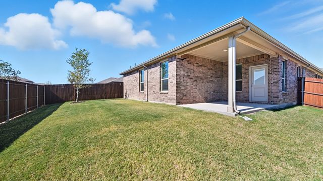 1905 JACKSON Street, Cleburne, TX 76033