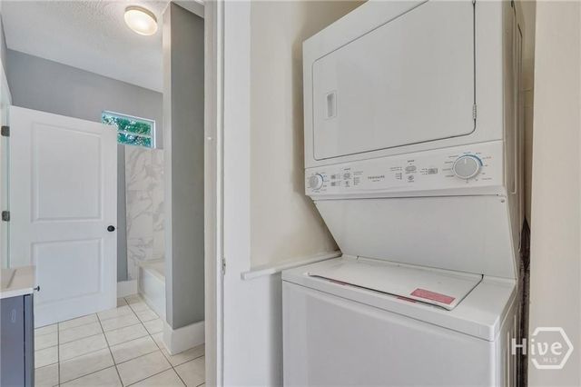 218 W Anderson Street Upper Unit, Savannah, GA 31401