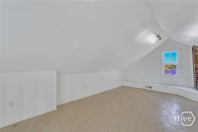 218 W Anderson Street Upper Unit, Savannah, GA 31401