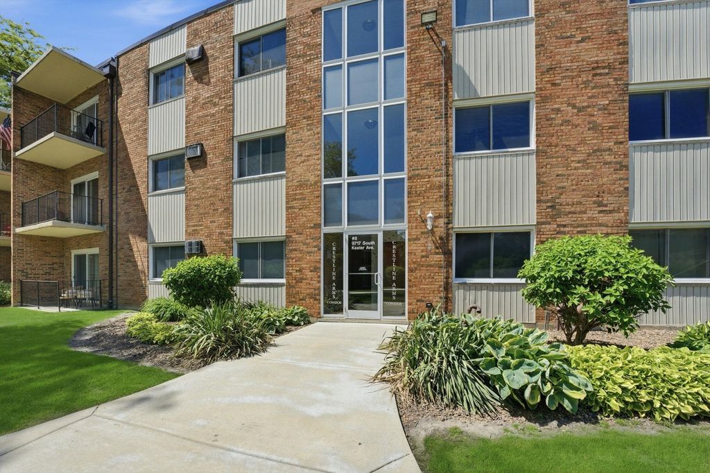 9717 S Keeler Avenue 109, Oak Lawn, IL 60453 — exterior