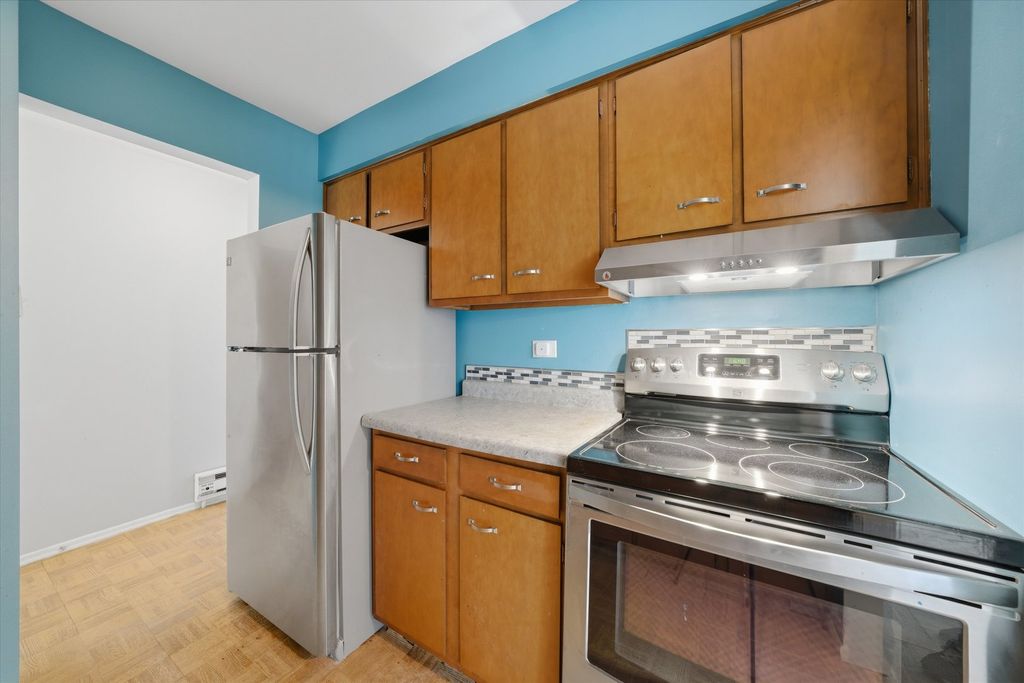 9717 S Keeler Avenue 109, Oak Lawn, IL 60453 — photo 5