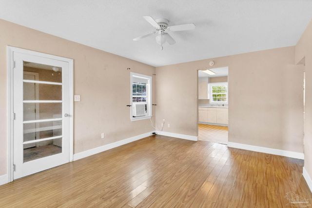 122 State St, Pensacola, FL 32506