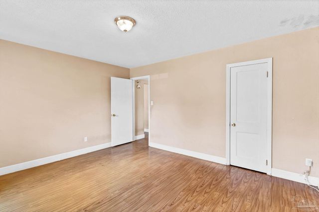 122 State St, Pensacola, FL 32506