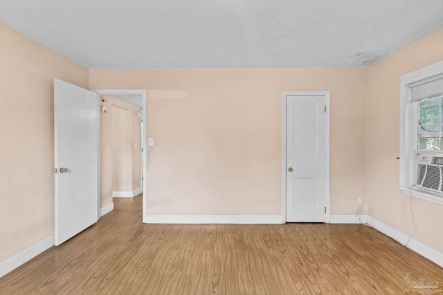 122 State St, Pensacola, FL 32506