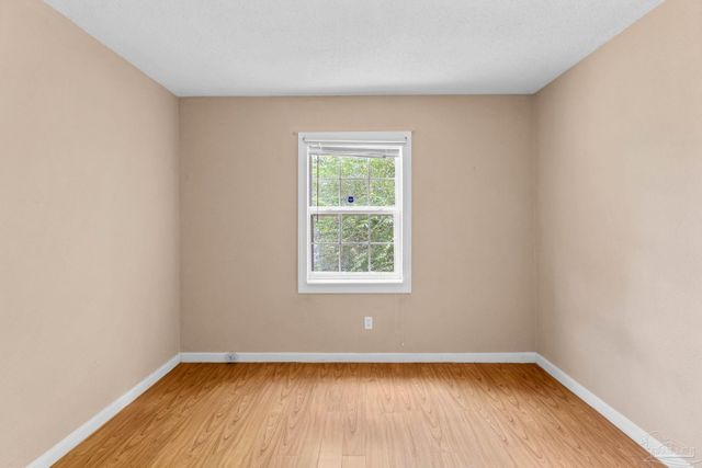 122 State St, Pensacola, FL 32506