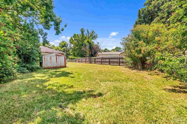 122 State St, Pensacola, FL 32506