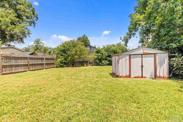 122 State St, Pensacola, FL 32506