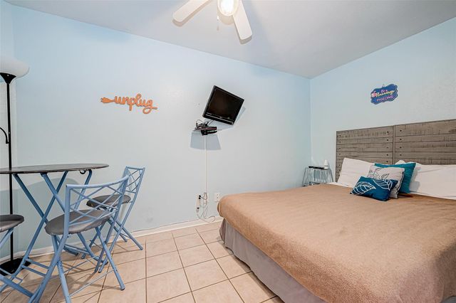 9520 Seawall Blvd 126, Galveston, TX 77554