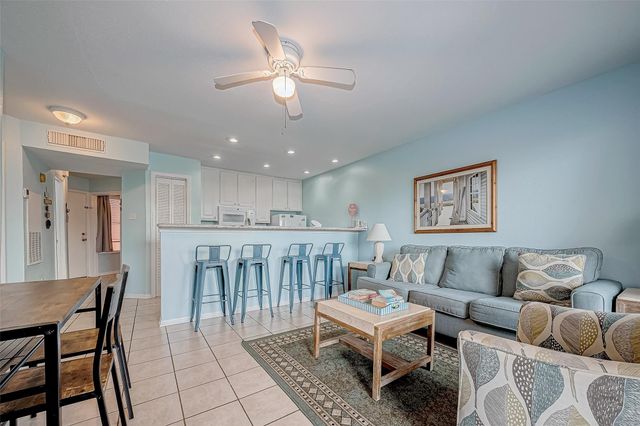 9520 Seawall Blvd 126, Galveston, TX 77554