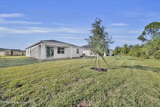 1762 Marigold Trail NW, Palm Bay, FL 32907