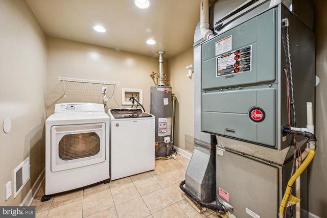 32 ALBERTUS, Williamstown, NJ 08094