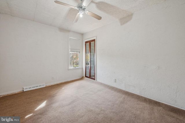 32 ALBERTUS, Williamstown, NJ 08094