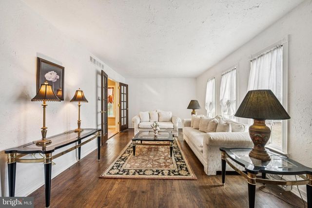 32 ALBERTUS, Williamstown, NJ 08094