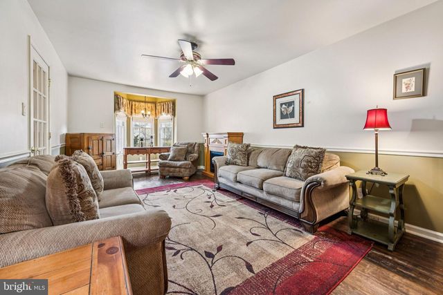 32 ALBERTUS, Williamstown, NJ 08094