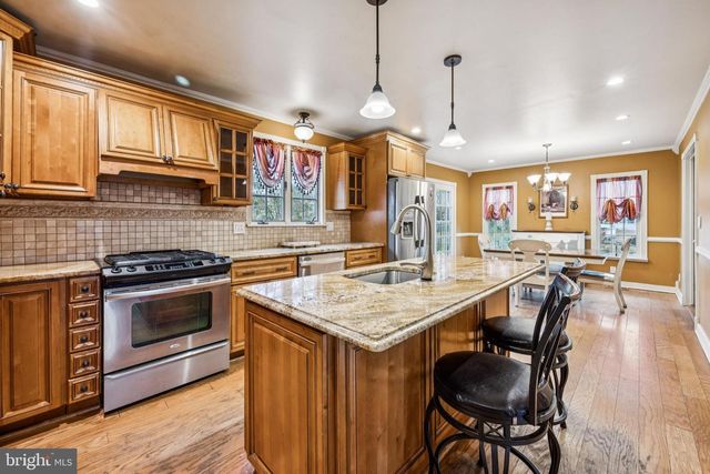 32 ALBERTUS, Williamstown, NJ 08094