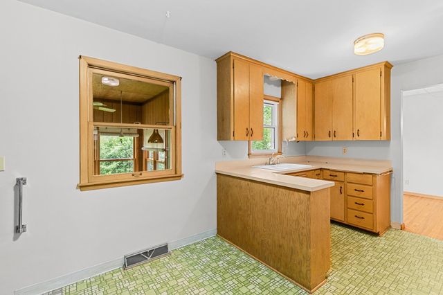2251 Carlyle Court, White Bear Lake, MN 55110