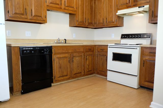 126 Academy Sq, Nashville, TN 37210