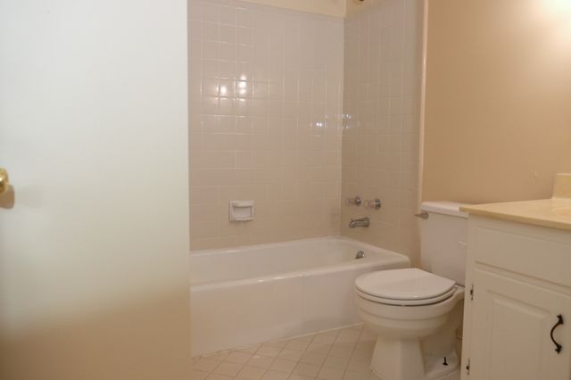 126 Academy Sq, Nashville, TN 37210