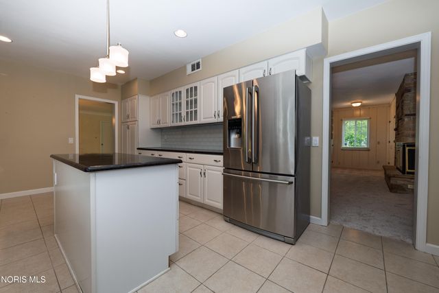 2953 Westchester Road, Toledo, OH 43615