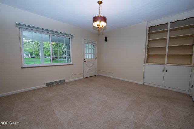 2953 Westchester Road, Toledo, OH 43615