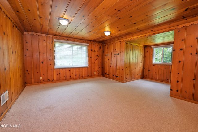 2953 Westchester Road, Toledo, OH 43615