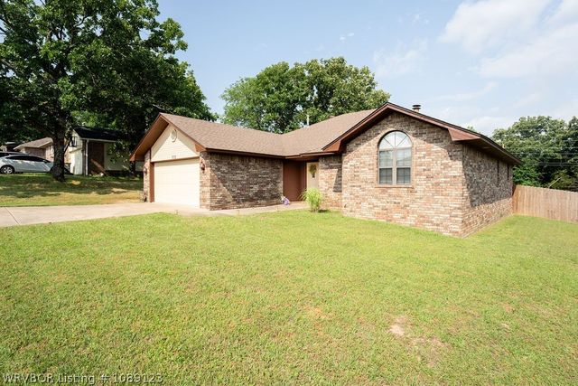 775 Laurel Drive, Greenwood, AR 72936