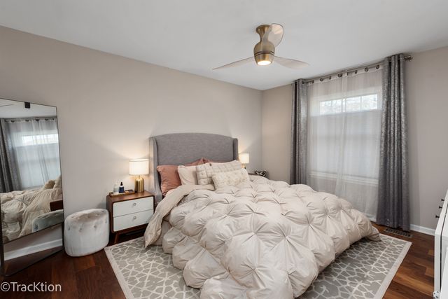 1147 Middlebury Lane B1, Wheeling, IL 60090