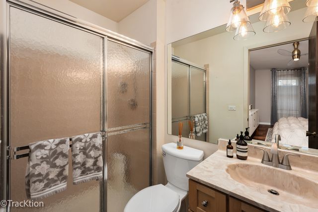 1147 Middlebury Lane B1, Wheeling, IL 60090