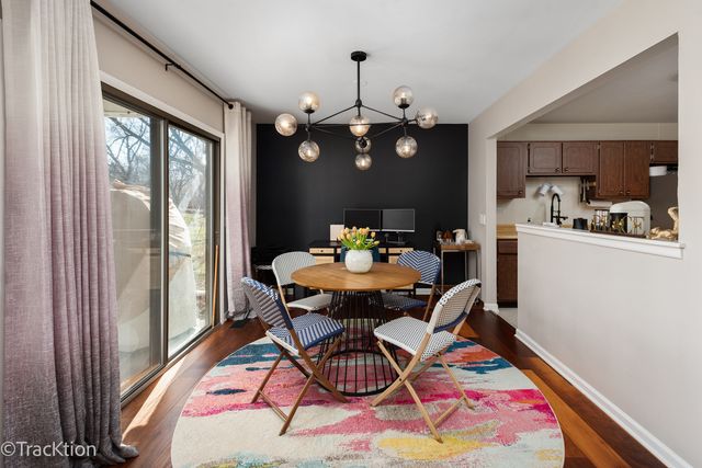 1147 Middlebury Lane B1, Wheeling, IL 60090