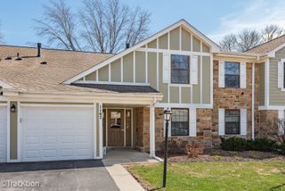 1147 Middlebury Lane B1, Wheeling, IL 60090