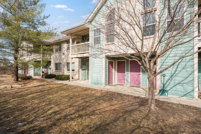 1878 Deerhaven Lane NE 14, Rochester, MN 55906