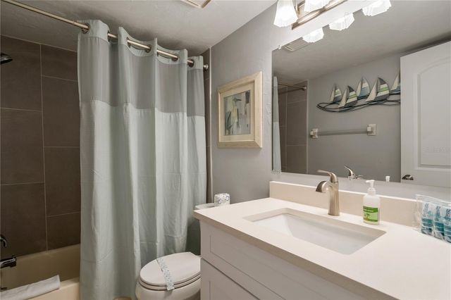1801 GULF DRIVE N 148, Bradenton Beach, FL 34217