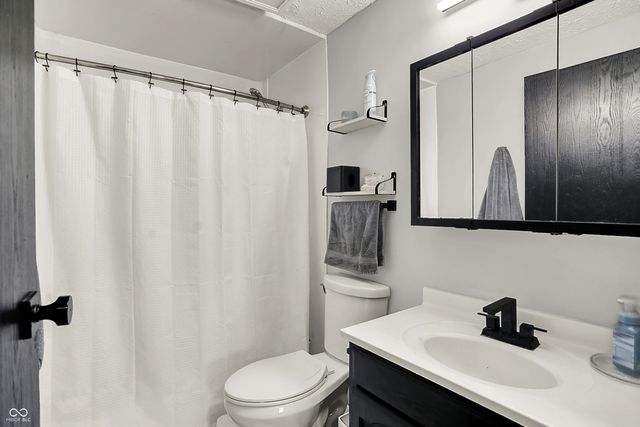 5105 Bahia Drive, Indianapolis, IN 46237