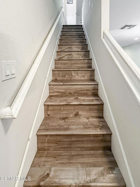 Image 16 of property listing at 7050 Shoup Avenue 178, Canoga Park, CA 91303