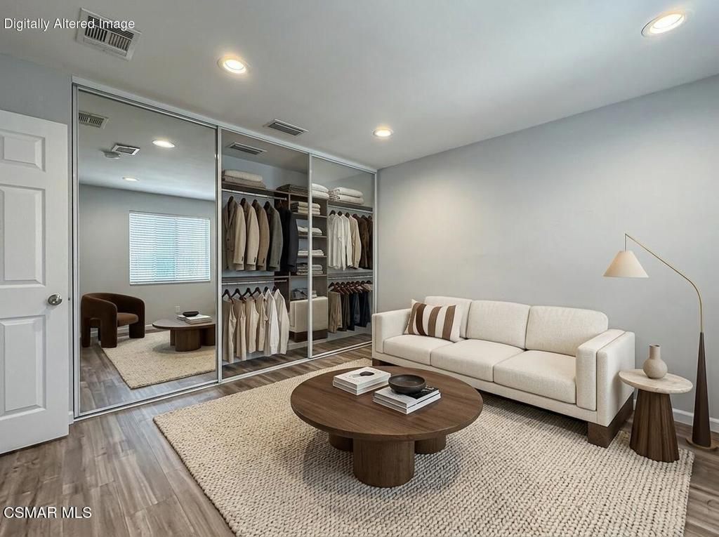 Image 19 of property listing at 7050 Shoup Avenue 178, Canoga Park, CA 91303