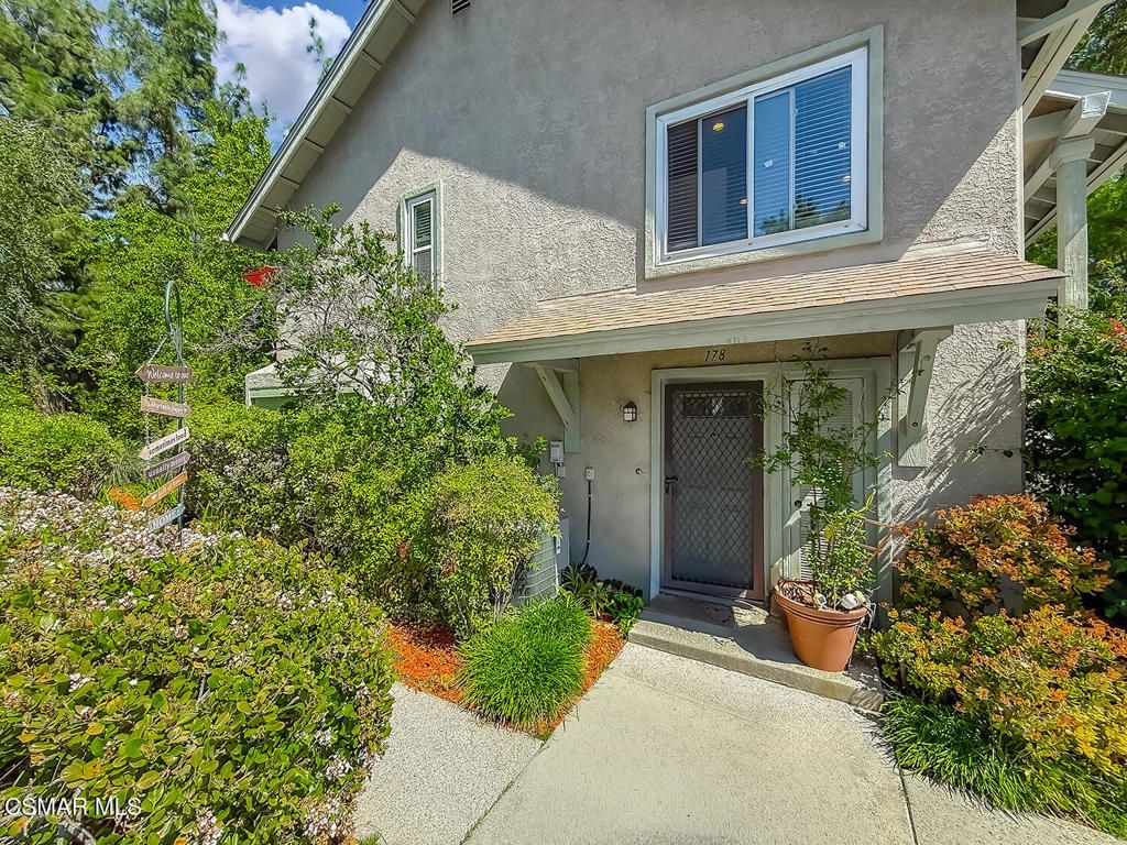 Image 2 of property listing at 7050 Shoup Avenue 178, Canoga Park, CA 91303