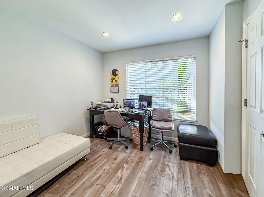 Image 22 of property listing at 7050 Shoup Avenue 178, Canoga Park, CA 91303