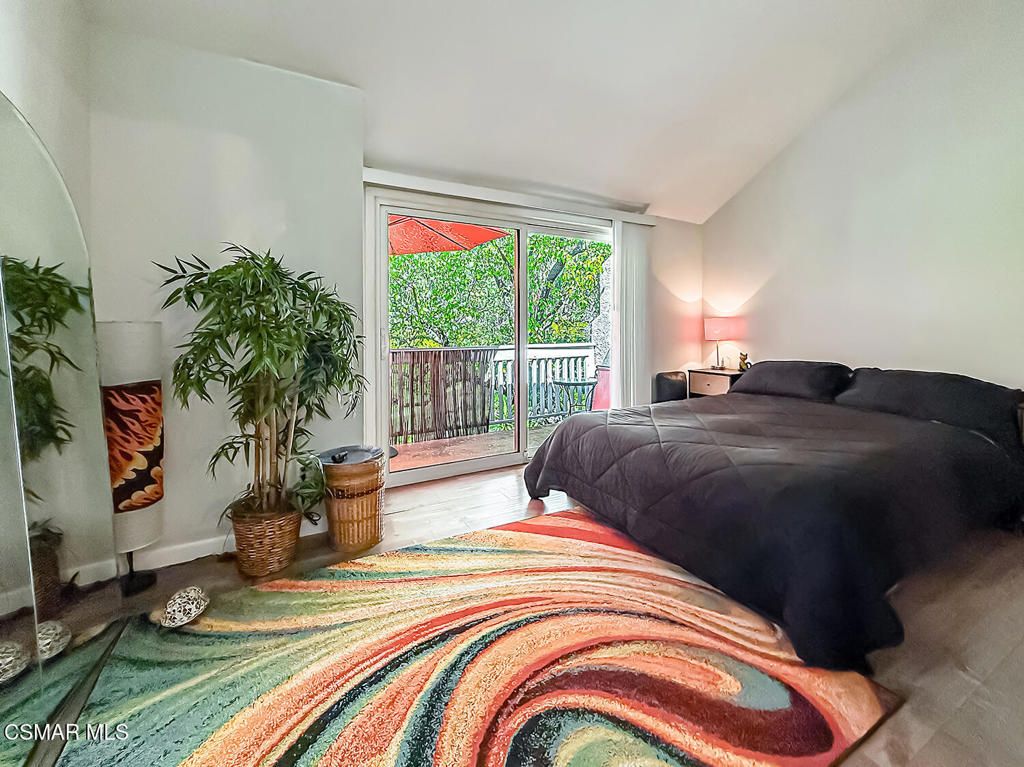 Image 24 of property listing at 7050 Shoup Avenue 178, Canoga Park, CA 91303