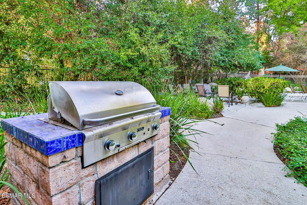 Image 34 of property listing at 7050 Shoup Avenue 178, Canoga Park, CA 91303