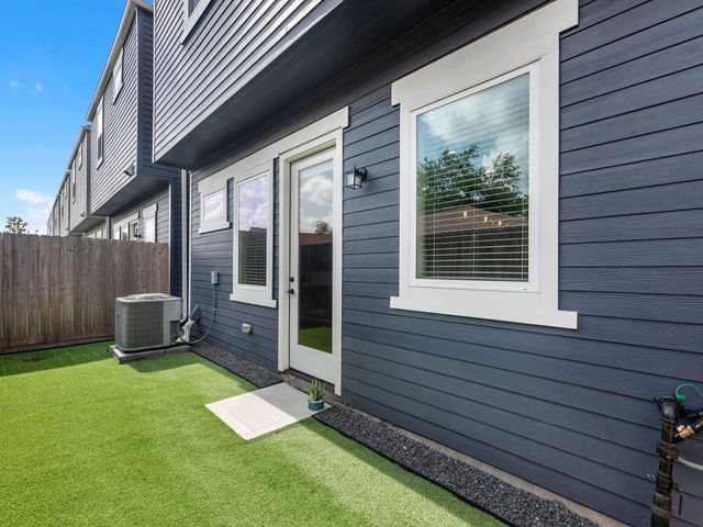 307 Charlock Street, Houston, TX 77022