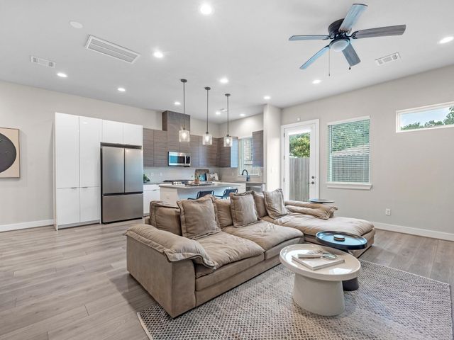 307 Charlock Street, Houston, TX 77022