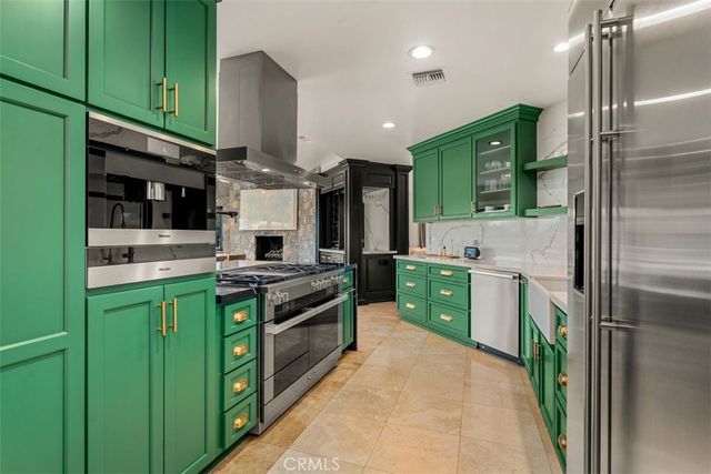 1940 Skycrest, Fullerton, CA 92831