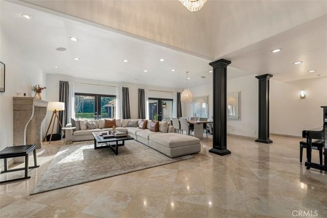 1940 Skycrest, Fullerton, CA 92831