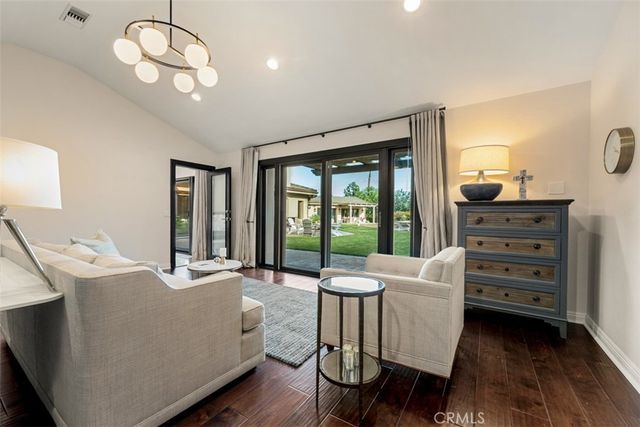 1940 Skycrest, Fullerton, CA 92831