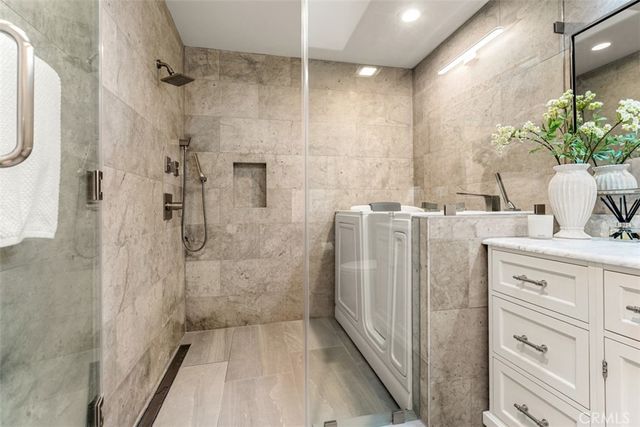 1940 Skycrest, Fullerton, CA 92831