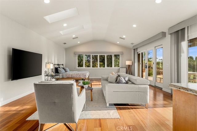 1940 Skycrest, Fullerton, CA 92831